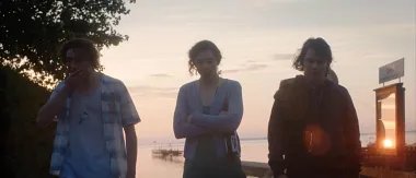 Ein Filmstill aus dem Film »Ab ins kalte Wasser«