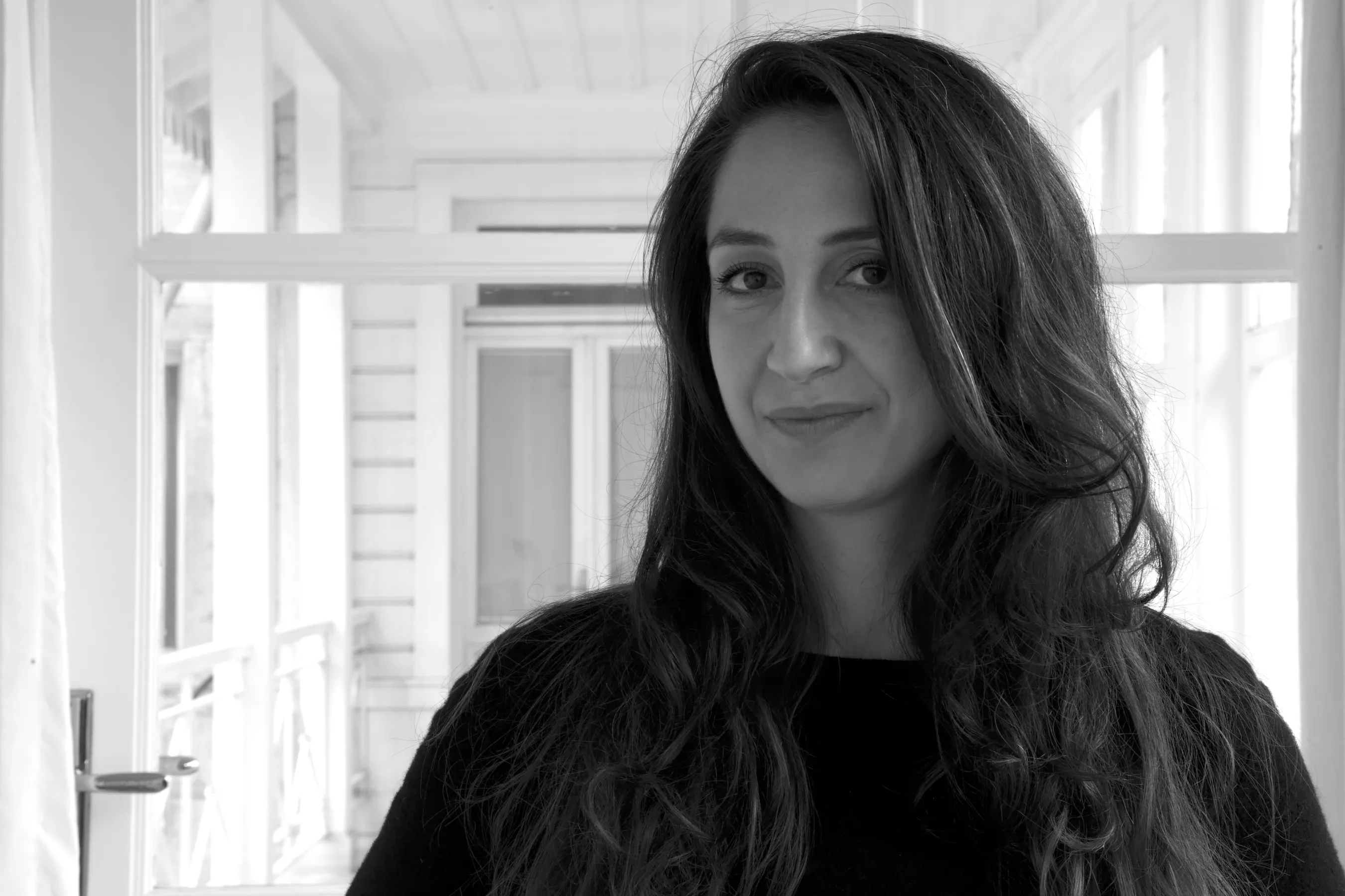 Ein Porträt von Aslı Özarslan