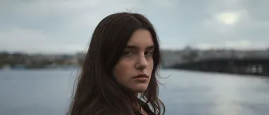 Ein Filmstill aus dem Film »Ellbogen«