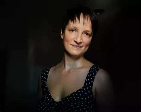 Ein Porträt von Annett Ilijew