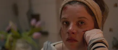 Ein Filmstill aus dem Film »God Has Forgotten Us in the Backseat of a Locked Car During Summer«