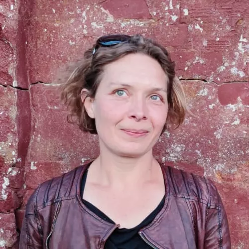 Ein Porträt von Nora Molitor