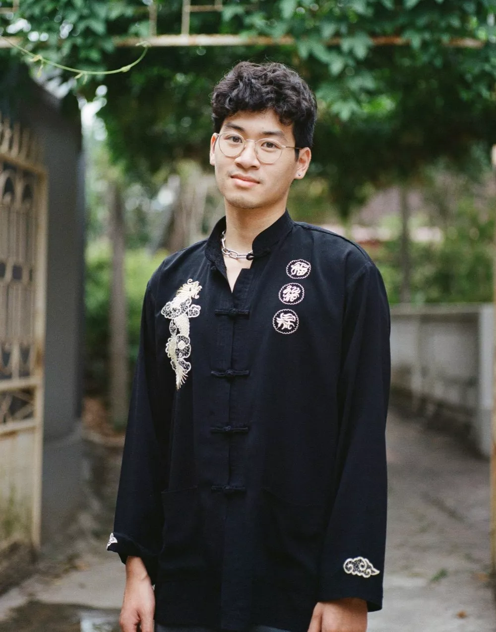 Ein Porträt von Huy Nguyễn