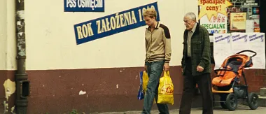 Ein Filmstill aus dem Film »Am Ende kommen Touristen«