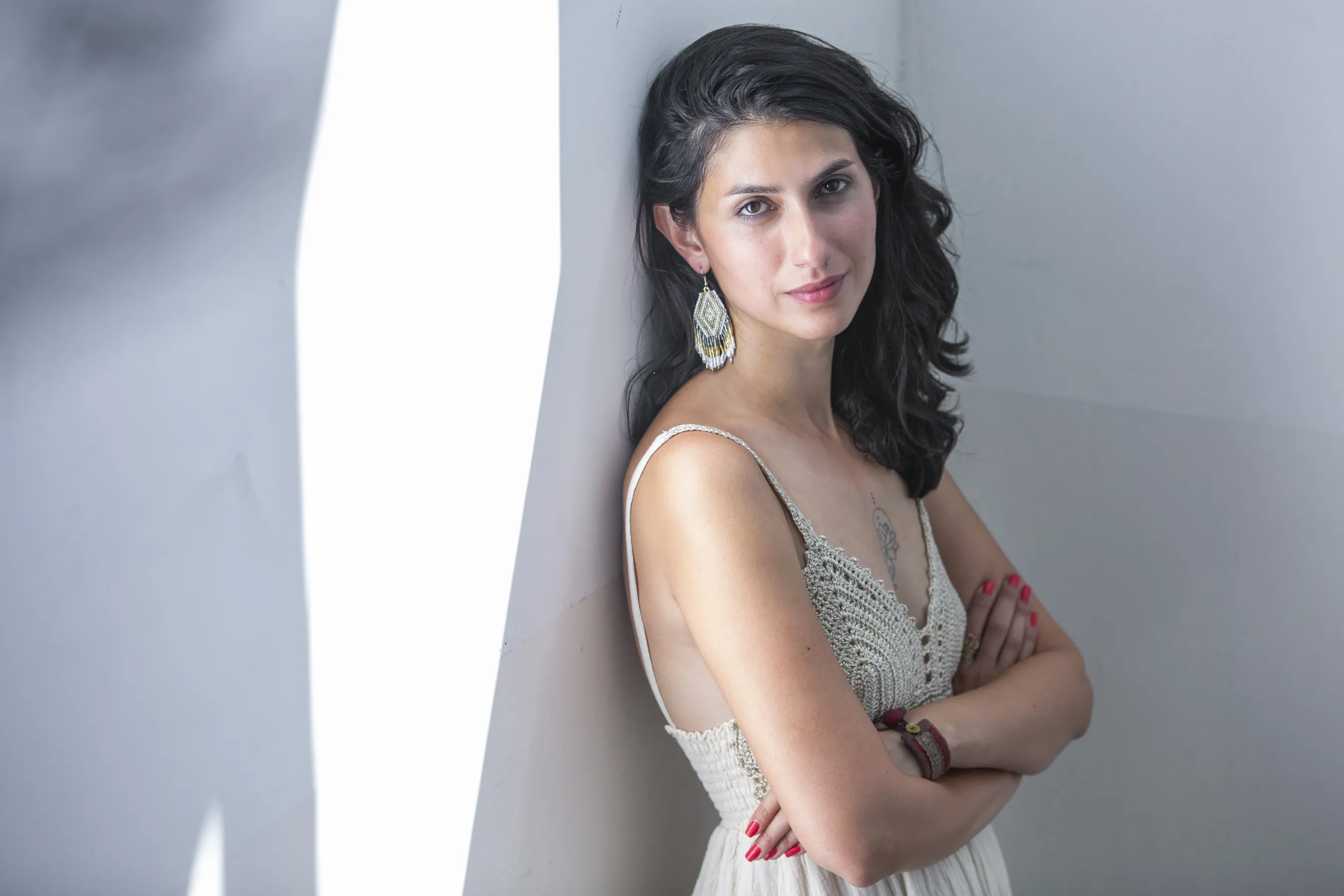 Ein Porträt von Hoda Taheri