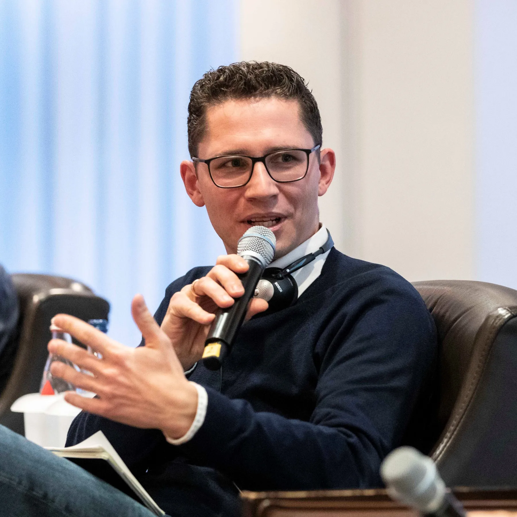 Ein Porträt von Marcel Hoyer