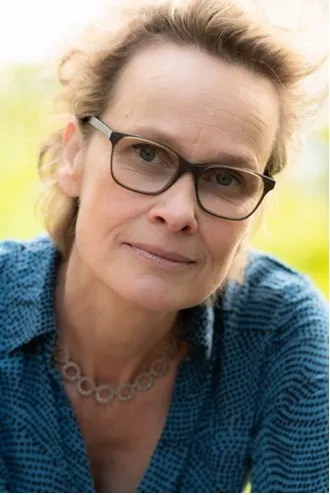 Ein Porträt von Julia Grünewald 