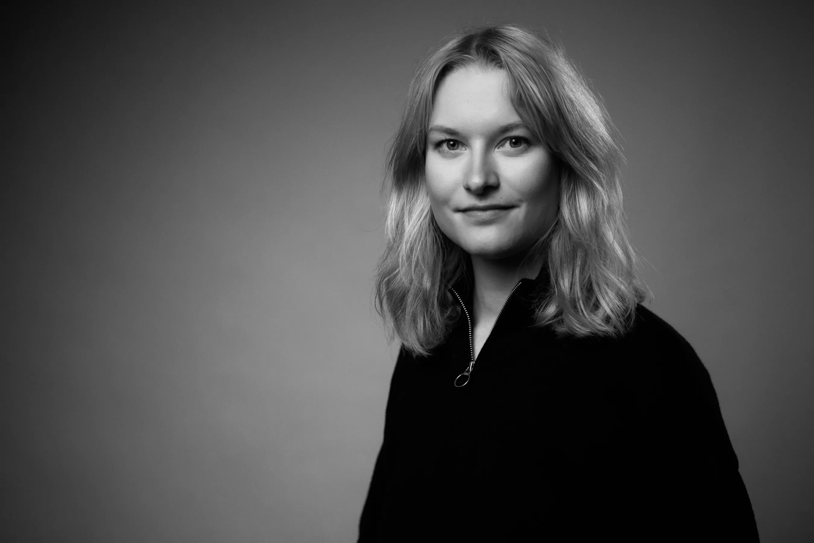 Ein Porträt von Isis Rampf